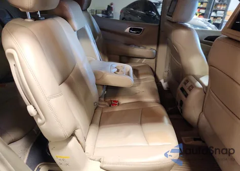 2014 Nissan Pathfinder S z USA, uszkodzony, nr VIN 5N1AR2MM4EC712306